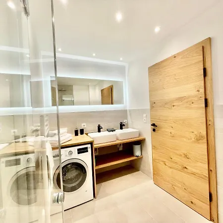 Royal Swan Appartement, Tirol Apartment Fuegen