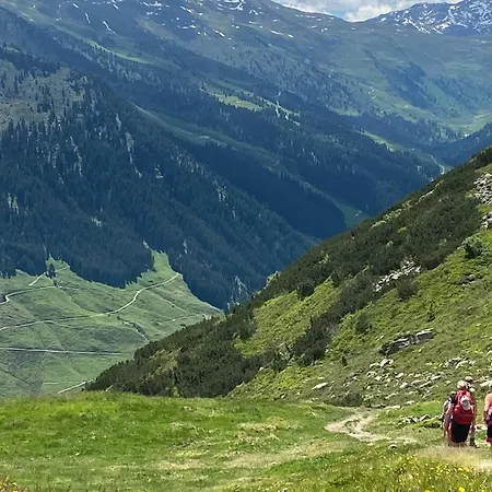 Royal Swan Appartement, Tirol Apartment