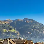 Apartment Royal Swan Appartement, Tirol